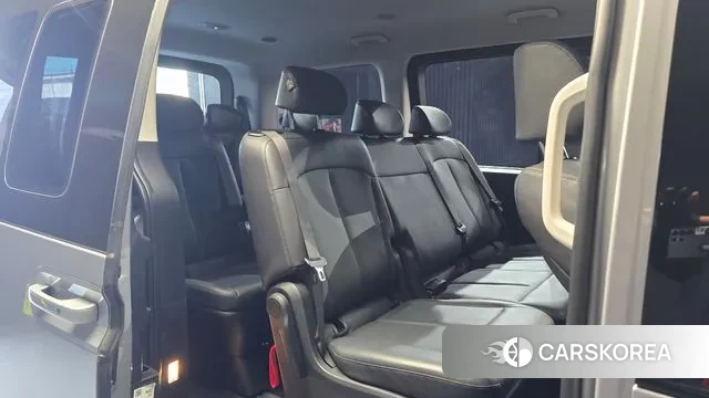 Hyundai Staria 2024 Серебряный из Кореи, фото 3
