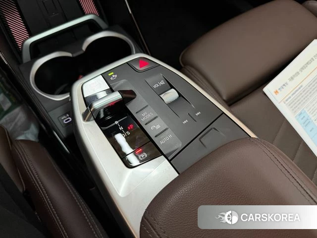 BMW X1 (U11) 2023 Серебристо-серый из Кореи, фото 3
