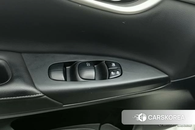 Nissan Sylphy 2021 Белый из Китая, фото 3