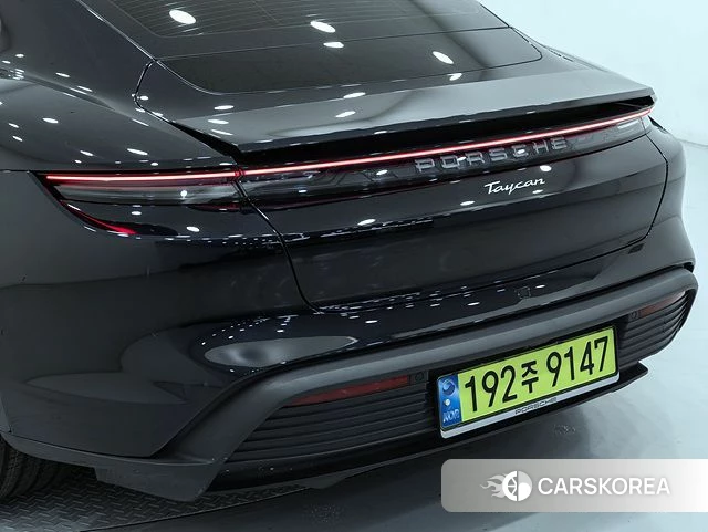 Porsche Taycan 2024 Черный из Кореи, фото 3