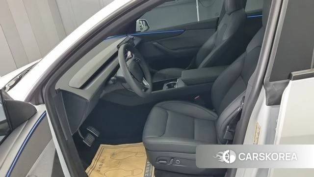 Tesla Model Y 2026 Белый из Кореи, фото 3