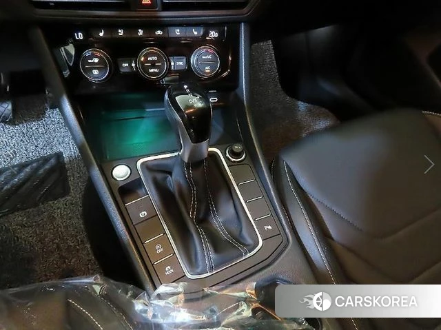 Volkswagen 7th Generation of Jetta 2024 Серебристо-серый из Кореи, фото 3