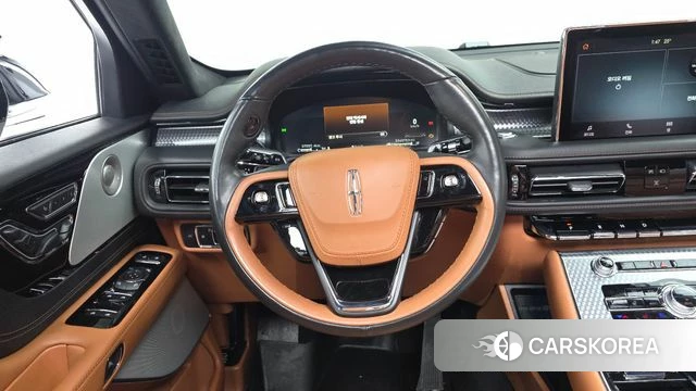 Lincoln Aviator 2nd generation 2022 Белый из Кореи, фото 3