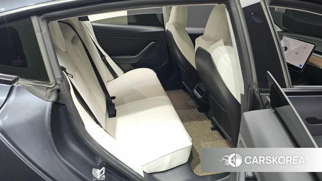Tesla Model 3 2021 Серый из Кореи, фото 3