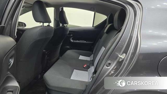 Toyota Prius C 2018 Серый из Кореи, фото 3