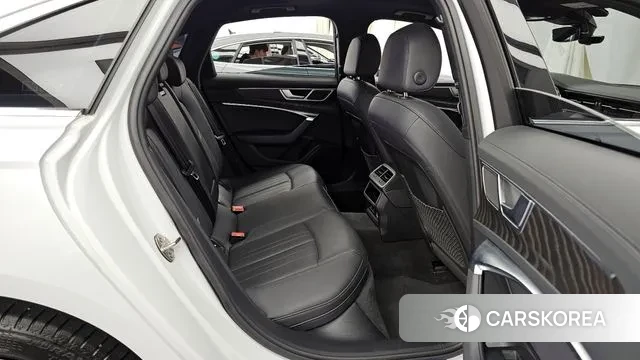 Audi A6 (C8) 2023 Белый из Кореи, фото 3
