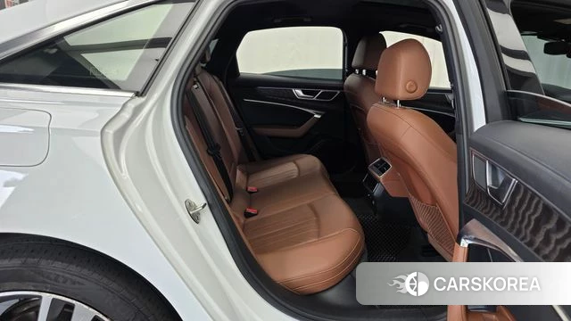 Audi A6 (C8) 2022 Белый из Кореи, фото 3