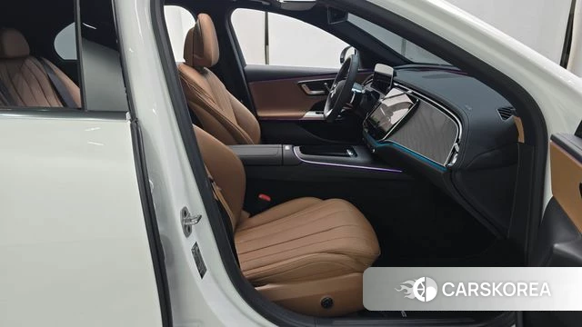 Mercedes-Benz E-Class W214 2025 Белый из Кореи, фото 3