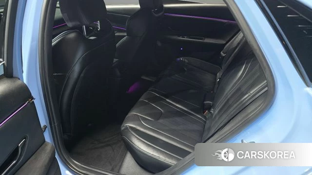 Hyundai Avante (CN7) 2022 Небесно-голубой из Кореи, фото 3