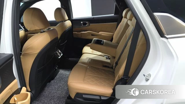 Kia Sorento 4th Generation 2023 Белый из Кореи, фото 3