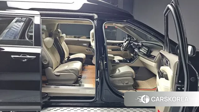 Kia Carnival 4th generation 2021 Черный из Кореи, фото 3