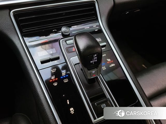 Porsche Panamera (971) 2018 Белый из Кореи, фото 3