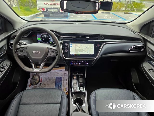 Chevrolet (GM Daewoo) Bolt EUV 2023 Серебряный из Кореи, фото 4