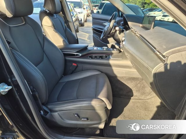 Genesis GV70 2022 Черный из Кореи, фото 3