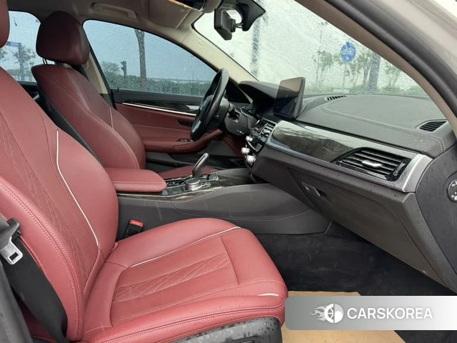 BMW 5 series 2021 Белый из Китая, фото 3