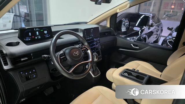 Hyundai Staria 2021 Черный из Кореи, фото 3