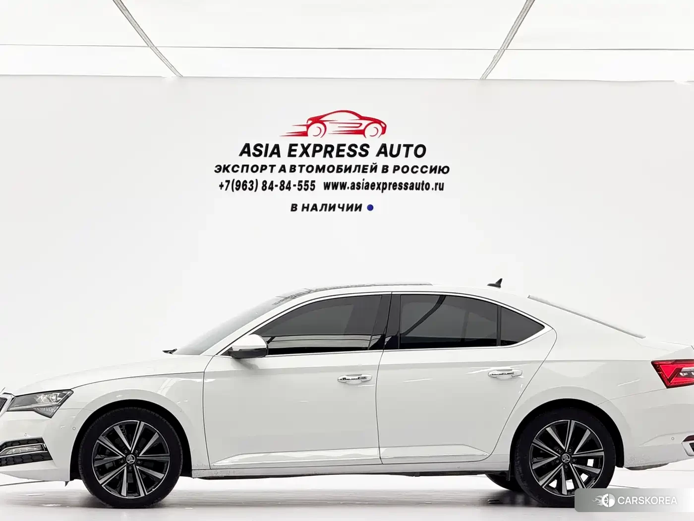 Skoda Superb 2023 Белый из Китая, фото 3