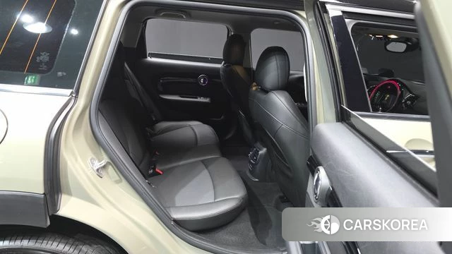 Mini Cooper Clubman 2019 Светло-зеленый из Кореи, фото 3