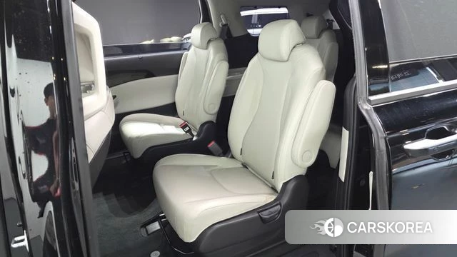Kia Carnival 4th generation 2022 Черный из Кореи, фото 3