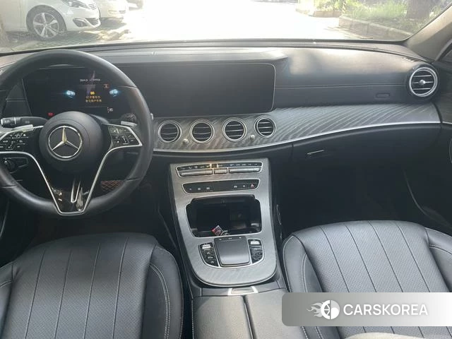 Mercedes-Benz E-Class 2021 Черный из Китая, фото 3