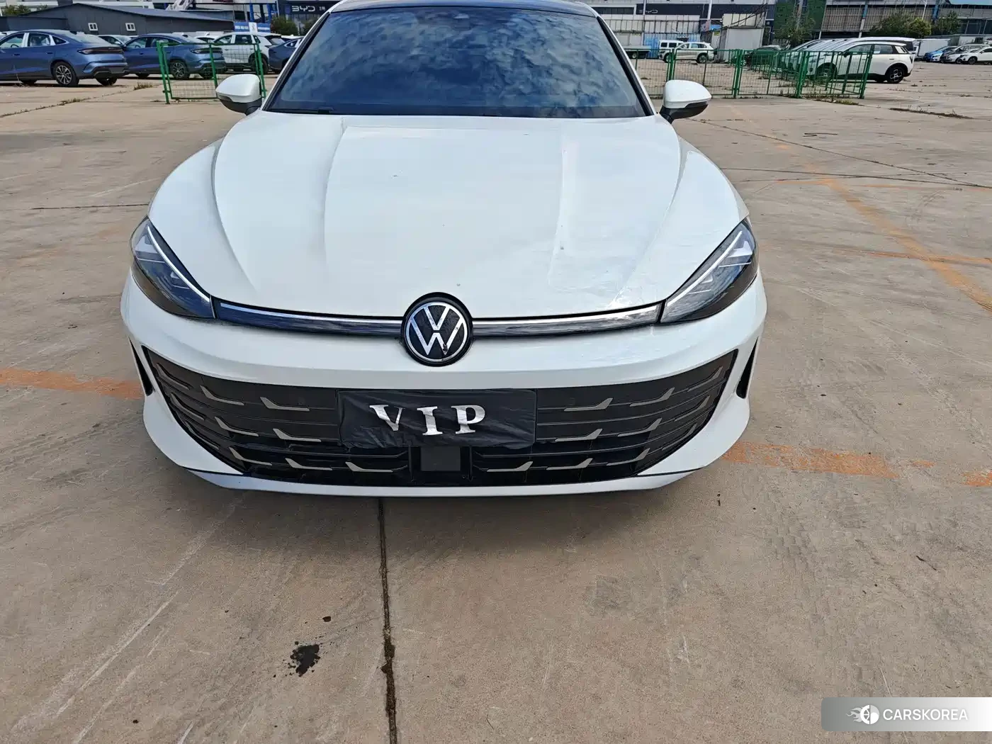 Volkswagen Lamando 2025 Белый из Китая, фото 3