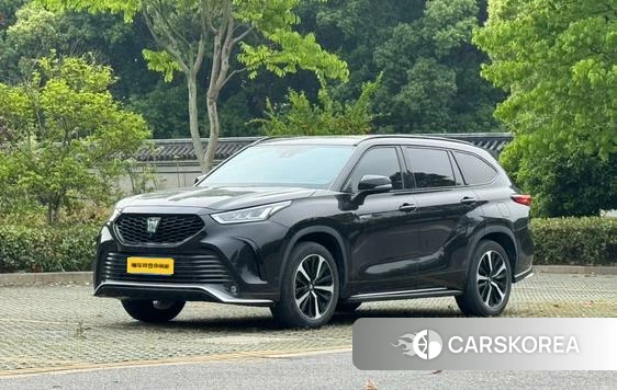 Toyota Crown 2021 Черный из Китая, фото 3
