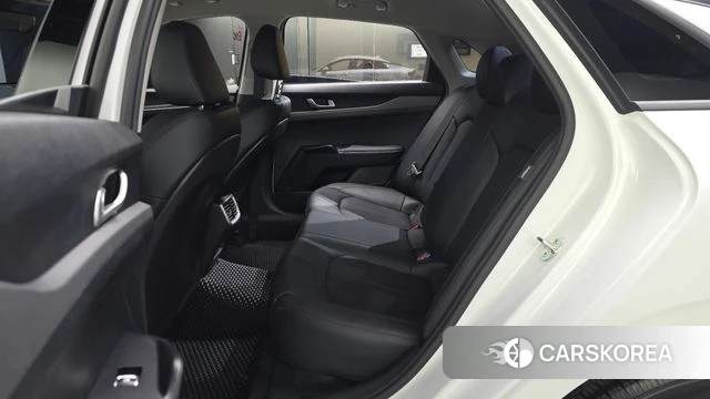 Kia The New K5 3rd generation 2025 Белый из Кореи, фото 3