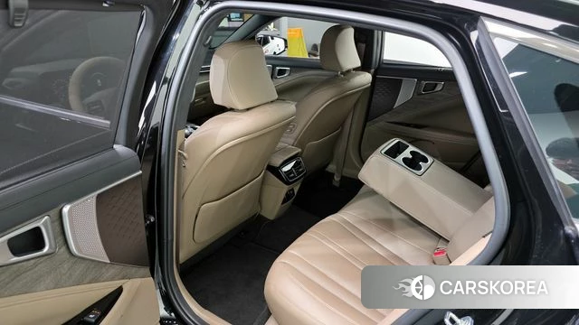 Kia K8 2023 Черный из Кореи, фото 3
