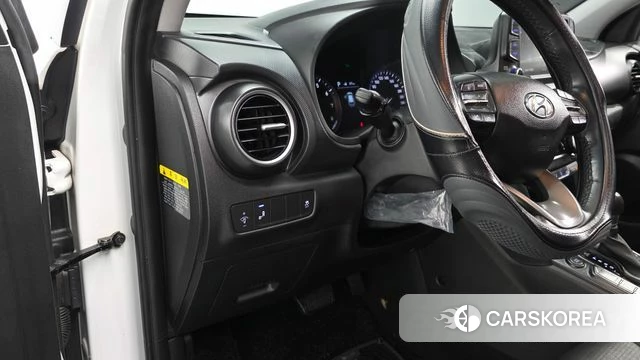 Hyundai Kona 2018 Белый из Кореи, фото 3