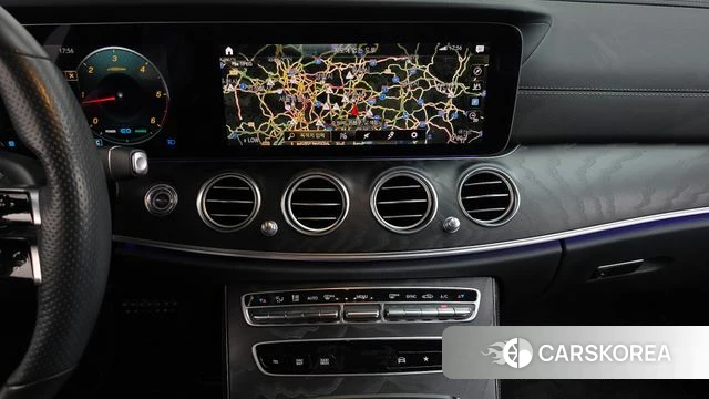 Mercedes-Benz E-Class W213 2022 Черный из Кореи, фото 3