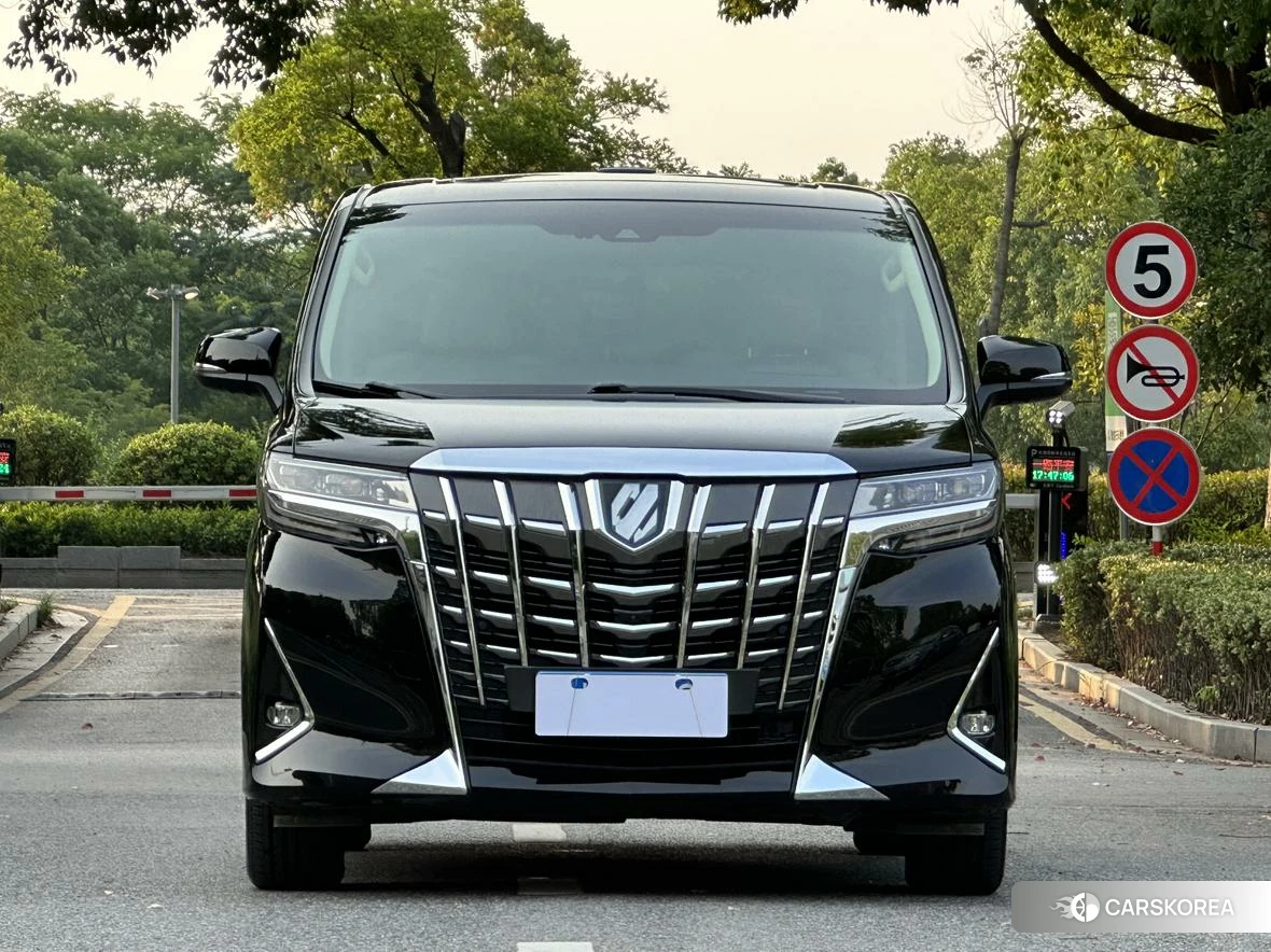 Toyota Alphard 2020 Черный из Китая, фото 3