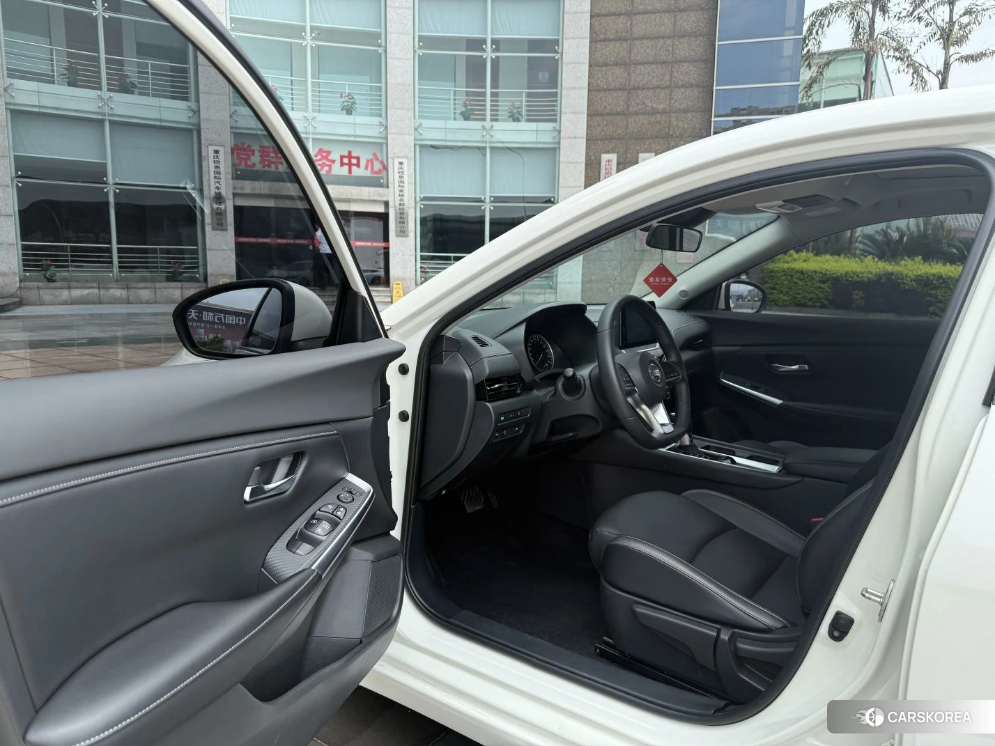 Nissan Sylphy 2020 Белый из Китая, фото 3