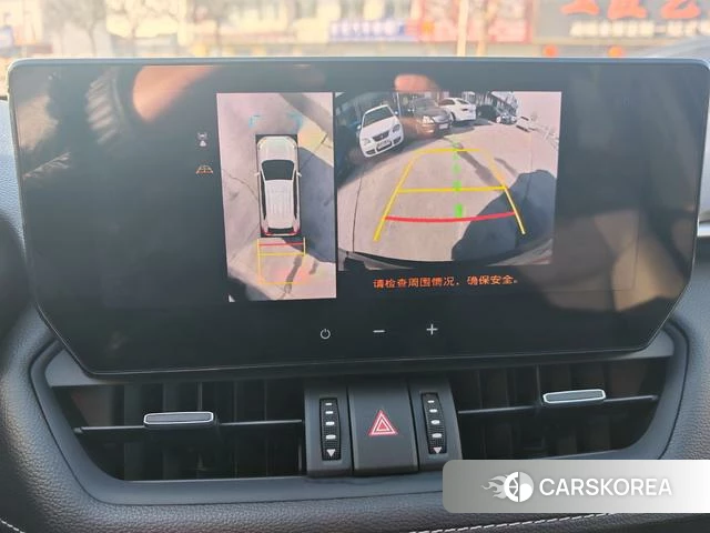 Toyota RAV4 2023 Черный из Китая, фото 3