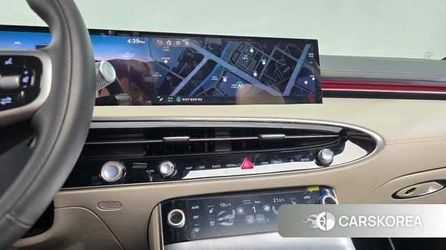 Genesis GV70 2024 Черный из Кореи, фото 3