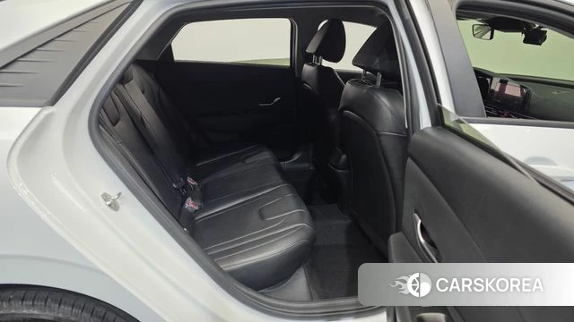 Hyundai Avante (CN7) 2021 Белый из Кореи, фото 3