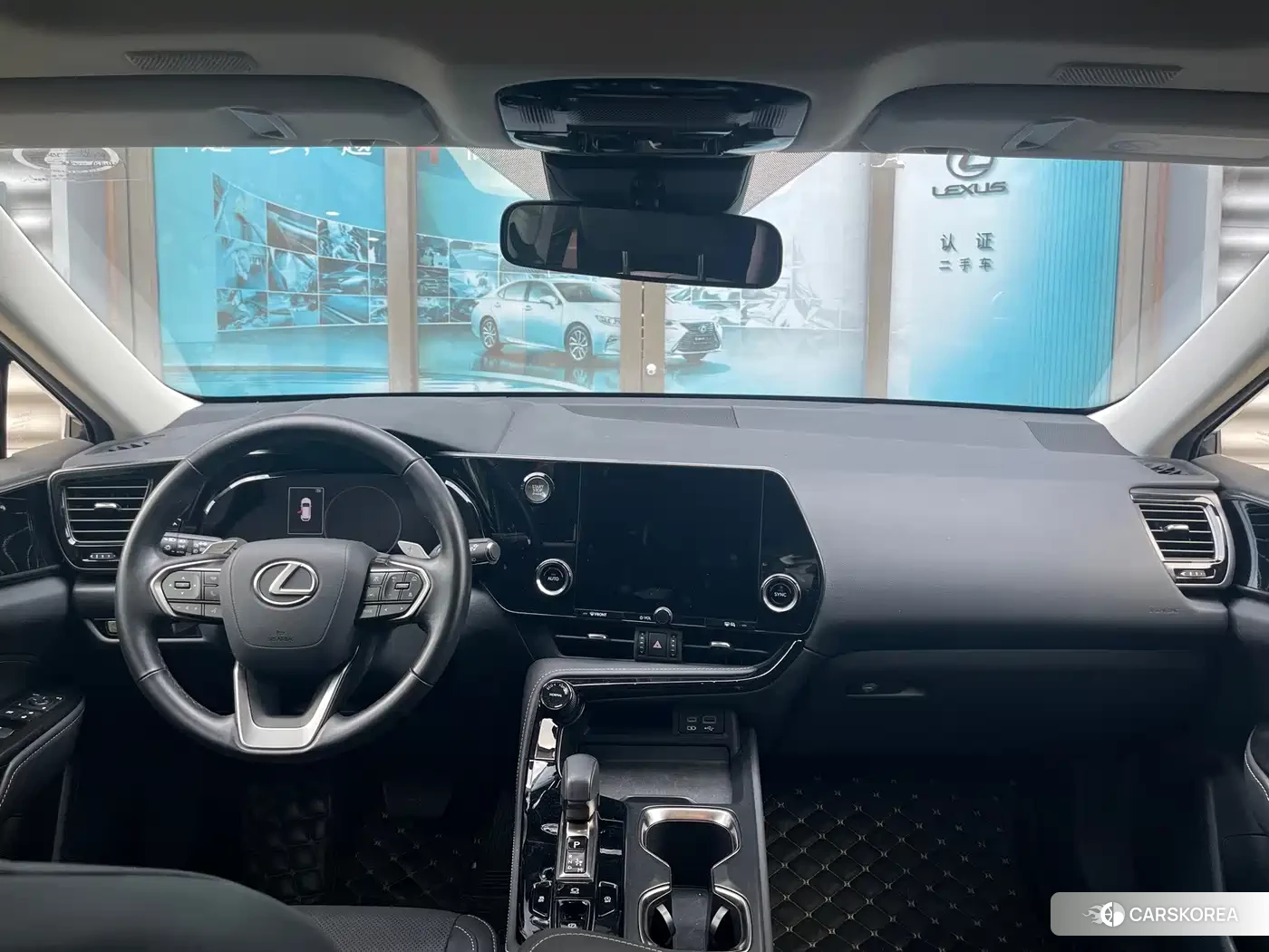 Lexus NX 2022 Silver/gray из Китая, фото 3
