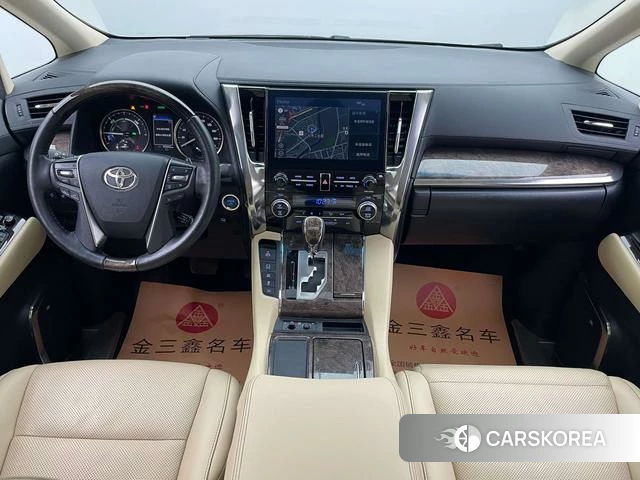 Toyota Alphard 2023 Черный из Китая, фото 3