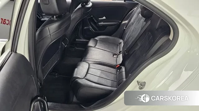 Mercedes-Benz A-Class W177 2020 Белый из Кореи, фото 3