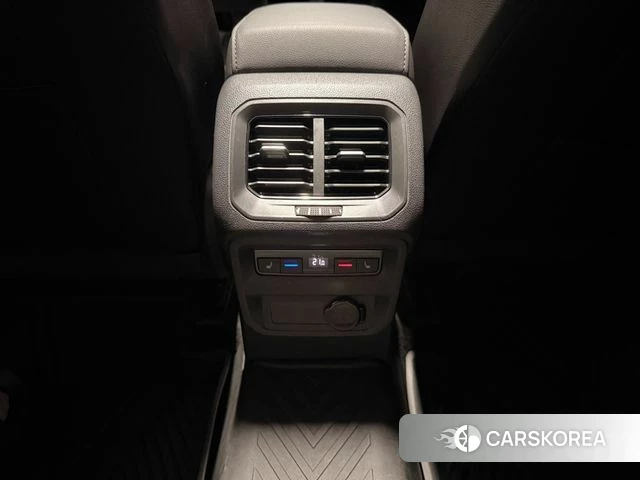 Volkswagen Tiguan second Generation 2021 Серый из Кореи, фото 3