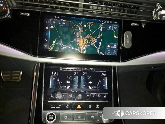 Audi Q8 (4M) 2021 Черный из Кореи, фото 3