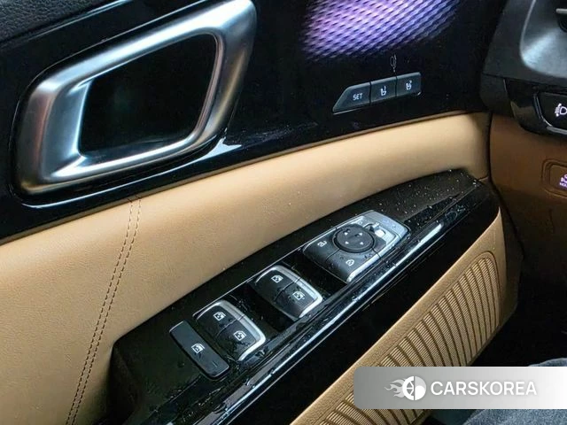 Kia Carnival 4th generation 2023 Черный из Кореи, фото 3