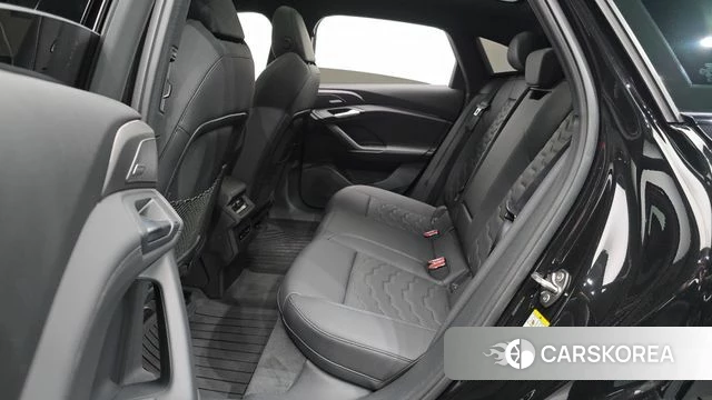Audi A6 e-Tron 2025 Черный из Кореи, фото 3
