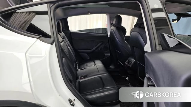 Tesla Model Y 2021 Белый из Кореи, фото 3