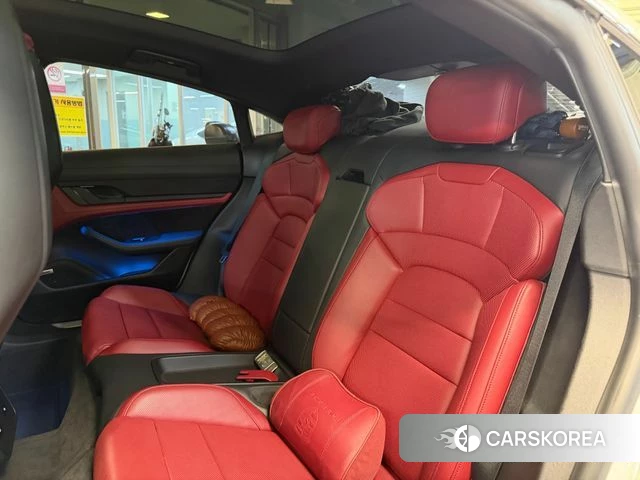 Porsche Taycan 2021 Белый из Кореи, фото 3