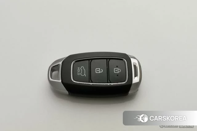 Hyundai Santa Fe 2021 Белый из Китая, фото 3