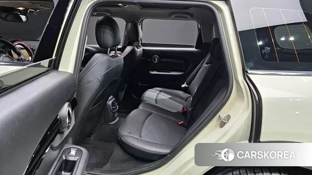 Mini Cooper Clubman 2021 Жемчужный цвет из Кореи, фото 3