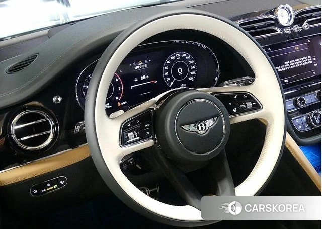 Bentley Bentayga 2026 Темно-зеленый из Кореи, фото 3