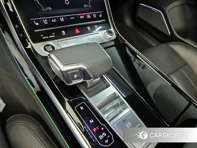 Audi A8 (D5) 2021 Черный из Кореи, фото 3