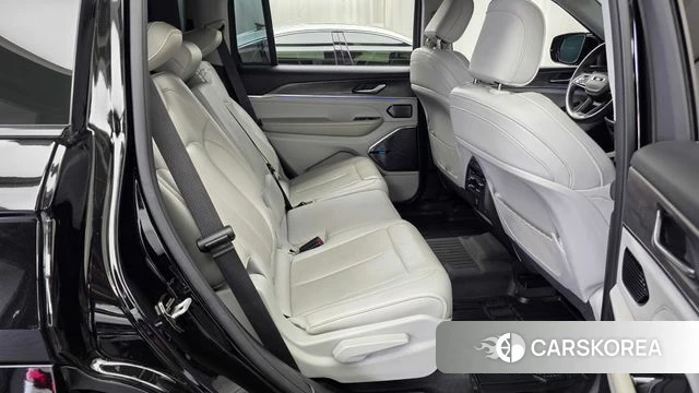 Jeep Grand Cherokee (WL) 2022 Черный из Кореи, фото 3