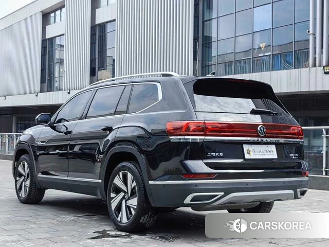 Volkswagen Teramont 2024 Черный из Китая, фото 3